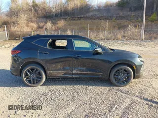 2025 Chevrolet Blazer RS with VIN 3GNKBKRS3SS103807, listed as a IAAI auction lot 41660219 with Not provided miles and . Bid and sale history available at DreamBid. Image 13.