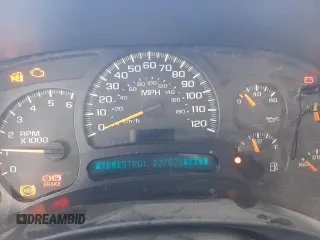 2005 Chevrolet Silverado 3500 LS with VIN 1GCJC39U35E255626, listed as a Copart auction lot 75616634 with 237,829 mi miles and Salvage Title. Bid and sale history available at carsss.com. Image 9.
