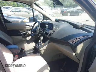 2022 Ford Transit Connect XLT with VIN NM0LS7T28N1523312, listed as a IAAI auction lot 42490699 with 63,054 mi miles and . Bid and sale history available at DreamBid. Image 5.