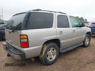 2006 Chevrolet Tahoe LT with VIN 1GNEC13ZX6R112202, listed as a IAAI auction lot 41474740 with 385,902 mi miles. Bid and sale history available at carsss.com. Image 4.