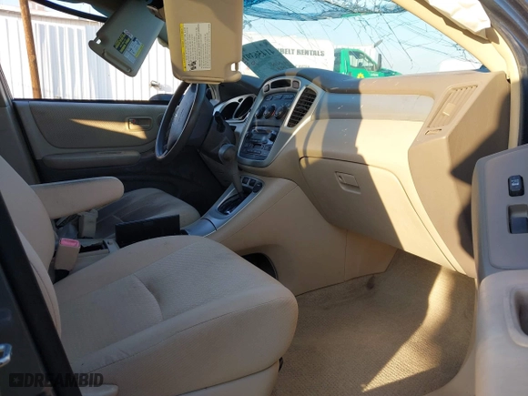 2006 Toyota Highlander with VIN JTEGP21A260102367, listed as a IAAI auction lot 41456391 with 1 mi miles. Bid and sale history available at carsss.com. Image 5.