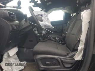 2024 Ford Police Interceptor Utility z VIN 1FM5K8AB0RGA21994, wystawiony jako Copart lot #56233055 z przebiegiem 10 017 mil mil oraz Szkody całkowita. Historia ofert i sprzedaży dostępna na DreamBid. Obrazek 7.