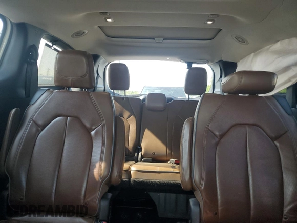 2017 Chrysler Pacifica Limited with VIN 2C4RC1GG4HR500560, listed as a Copart auction lot 59098685 with 92,817 mi miles and Clean title. Bid and sale history available at DreamBid. Image 10.