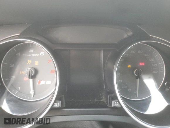 2013 Audi S5 Premium Plus z VIN WAUCGAFR2DA027699, wystawiony jako Copart lot #83947234 z przebiegiem Nie podano mil oraz Szkoda całkowita • Salvage title. Historia ofert i sprzedaży dostępna na DreamBid. Obrazek 9.