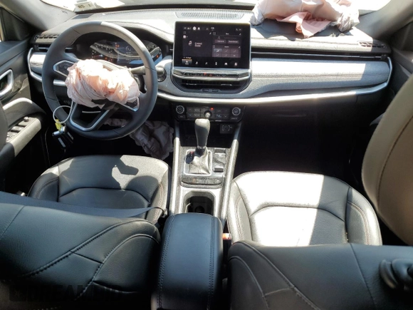 2024 Jeep Compass Latitude Lux with VIN 3C4NJDFN5RT584618, listed as a Copart auction lot 55033565 with 8,745 mi miles and Salvage title. Bid and sale history available at DreamBid. Image 8.