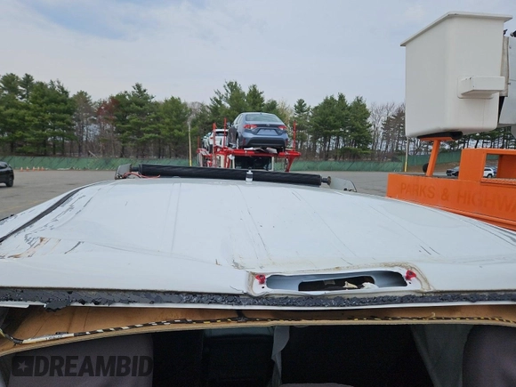 2017 Ram 2500 Tradesman z VIN 3C6UR5HJXHG647375, wystawiony jako IAAI lot #42608451 z przebiegiem 162 998 mil mil oraz . Historia ofert i sprzedaży dostępna na DreamBid. Obrazek 37.