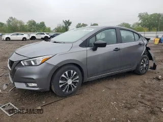 2020 Nissan Versa S z VIN 3N1CN8DV9LL838251, wystawiony jako Copart lot #56966525 z przebiegiem 108 660 mil mil oraz Szkoda całkowita • Salvage title. Historia ofert i sprzedaży dostępna na DreamBid. Obrazek 1.