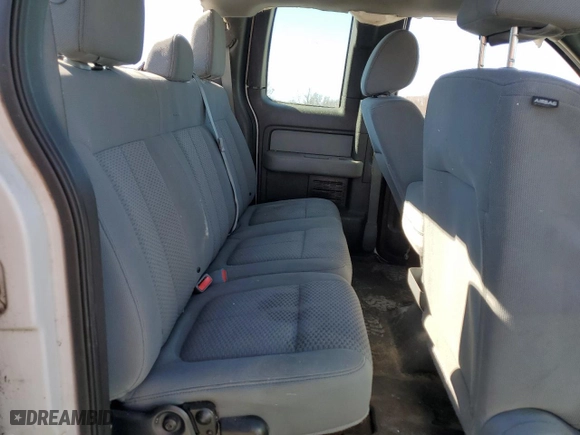 2014 Ford F-150 XL with VIN 1FTEX1CM2EFA36234, listed as a Copart auction lot 45934155 with 258,100 mi miles and Salvage Title. Bid and sale history available at carsss.com. Image 10.