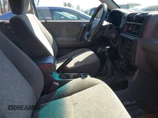 2000 Isuzu Rodeo S with VIN 4S2CK58W5Y4342386, listed as a IAAI auction lot 41778995 with 221,718 mi miles and . Bid and sale history available at DreamBid. Image 5.