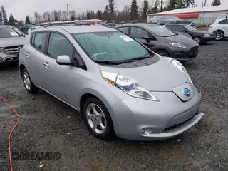 2013 Nissan LEAF SL with VIN 1N4AZ0CP5DC406868, listed as a IAAI auction lot 41869903 with 143,241 mi miles. Bid and sale history available at carsss.com. Image 1.