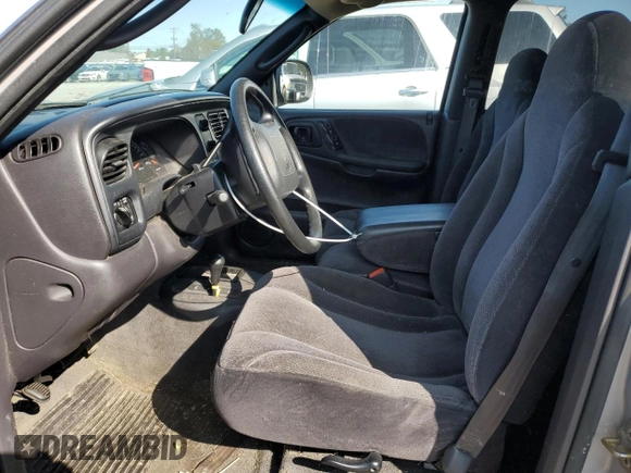 2000 Dodge Dakota Sport with VIN 1B7GG2AN4YS759962, listed as a Copart auction lot 76672814 with 196,108 mi miles and Salvage Title. Bid and sale history available at carsss.com. Image 7.