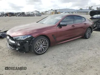 2024 BMW 8 Series 840i z VIN WBAGV2C02RCR06229, wystawiony jako Copart lot #50919695 z przebiegiem 3462 mil mil oraz Szkody całkowita. Historia ofert i sprzedaży dostępna na DreamBid. Obrazek 1.