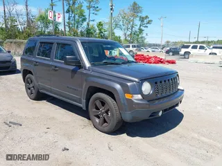 2014 Jeep Patriot Sport with VIN 1C4NJPBAXED887429, listed as a IAAI auction lot 41897235 with 156,592 mi miles. Bid and sale history available at carsss.com. Image 1.