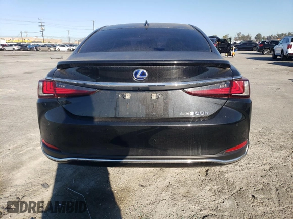 2021 Lexus ES 300h z VIN 58ADA1C12MU012758, wystawiony jako Copart lot #50065485 z przebiegiem 43 605 mil mil oraz Szkoda całkowita • Salvage title. Historia ofert i sprzedaży dostępna na DreamBid. Obrazek 6.