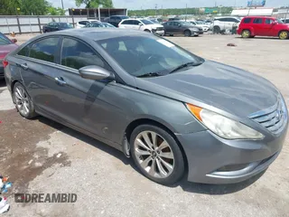 2013 Hyundai Sonata Limited with VIN 5NPEC4AC3DH683978, listed as a IAAI auction lot 42194847 with 138,995 mi miles and . Bid and sale history available at carsss.com. Image 1.