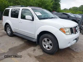2007 Nissan Pathfinder SE with VIN 5N1AR18W37C608298, listed as a IAAI auction lot 42828320 with 187,763 mi miles and . Bid and sale history available at DreamBid. Image 1.