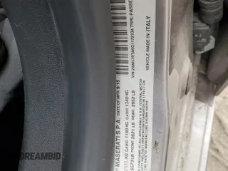 2016 Maserati Ghibli S Q4 z VIN ZAM57RTA6G1172334, wystawiony jako Copart lot #56601575 z przebiegiem 109 524 mil mil oraz Szkody całkowita. Historia ofert i sprzedaży dostępna na DreamBid. Obrazek 12.