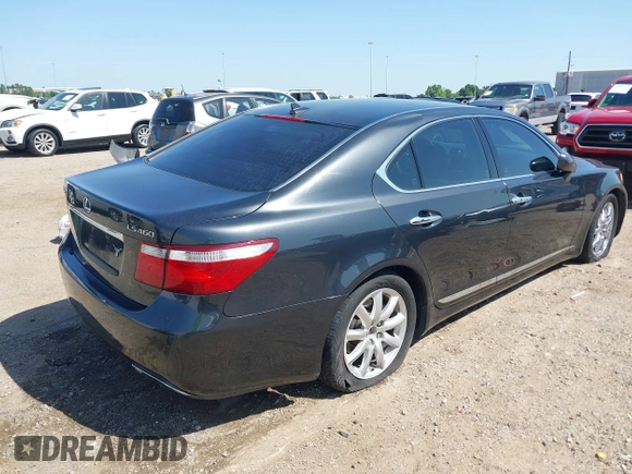 2008 Lexus LS 460 z VIN JTHBL46F185081395, wystawiony jako IAAI lot #42014942 z przebiegiem 235 101 mil mil oraz . Historia ofert i sprzedaży dostępna na DreamBid. Obrazek 4.
