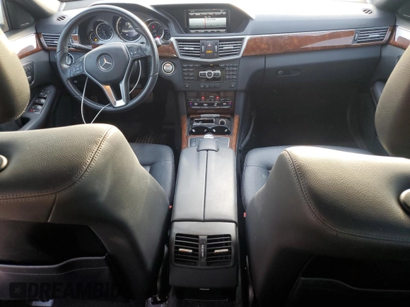 2013 Mercedes-Benz E 350 Luxury z VIN WDDHF5KB4DA721716, wystawiony jako Copart lot #58813455 z przebiegiem 48 933 mil mil oraz Szkoda całkowita • Salvage title. Historia ofert i sprzedaży dostępna na DreamBid. Obrazek 8.