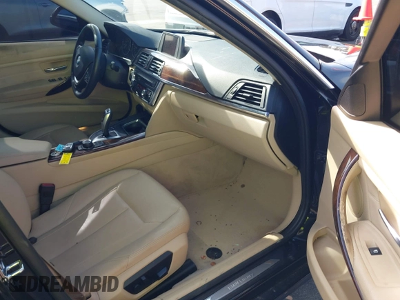 2012 BMW 3 Series 328i with VIN WBA3A5C52CF347326, listed as a IAAI auction lot 41918060 with 91,551 mi miles. Bid and sale history available at carsss.com. Image 5.