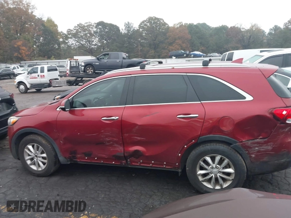 2017 Kia Sorento LX with VIN 5XYPG4A35HG215342, listed as a IAAI auction lot 40875287 with 118,146 mi miles. Bid and sale history available at carsss.com. Image 14.