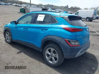 2023 Hyundai Kona SEL with VIN KM8K6CAB6PU977828, listed as a IAAI auction lot 42094972 with 61,283 mi miles and . Bid and sale history available at DreamBid. Image 3.