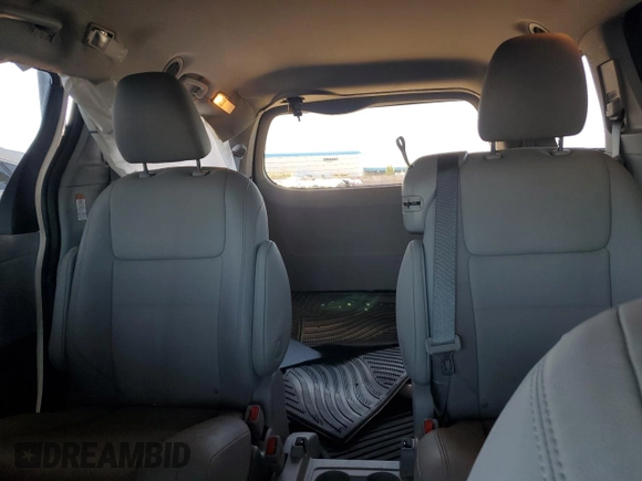 2020 Toyota Sienna XLE Auto Access Seat with VIN 5TDYZ3DC6LS084230, listed as a Copart auction lot 50468495 with 23,167 mi miles and Salvage Title. Bid and sale history available at carsss.com. Image 10.