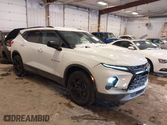 2024 Chevrolet Blazer LT with VIN 3GNKBCR48RS284128, listed as a IAAI auction lot 41542591 with 2,847 mi miles and . Bid and sale history available at DreamBid. Image 1.