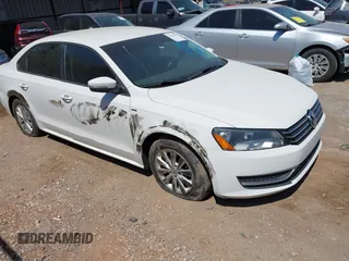 2015 Volkswagen Passat Wolfsburg Edition with VIN 1VWAT7A33FC047606, listed as a IAAI auction lot 42034665 with 165,233 mi miles and . Bid and sale history available at DreamBid. Image 1.