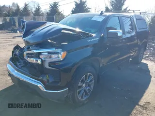 2024 Chevrolet Silverado 1500 LT with VIN 3GCPDKEK4RG454611, listed as a IAAI auction lot 41632870 with 9,013 mi miles. Bid and sale history available at carsss.com. Image 17.