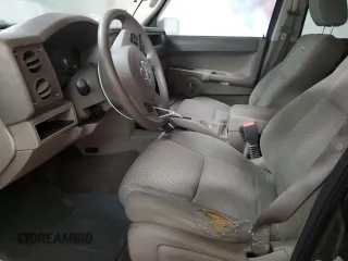 2006 Jeep Commander z VIN 1J8HG48K86C296039, wystawiony jako Copart lot #84716894 z przebiegiem 181 297 mil mil oraz Szkoda całkowita • Salvage title. Historia ofert i sprzedaży dostępna na DreamBid. Obrazek 7.