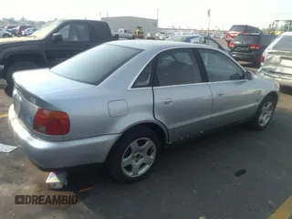 1998 Audi A4 с VIN WAUED68D6WA002176, выставлен на аукционе IAAI как лот 31091672 с пробегом 168 848 миль миль и . История ставок и продаж доступна на DreamBid. Изображение 4.