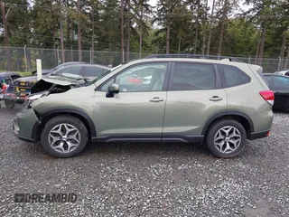 2020 Subaru Forester Premium with VIN JF2SKAJCXLH486602, listed as a IAAI auction lot 42291584 with 25,883 mi miles and . Bid and sale history available at DreamBid. Image 14.