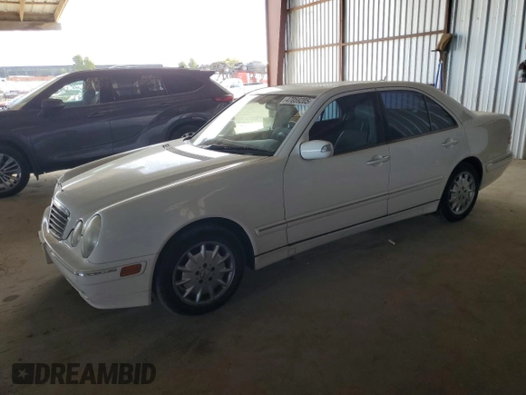 2001 Mercedes-Benz E-Class with VIN WDBJF65J11B366531, listed as a Copart auction lot 47059205 with 118,251 mi miles and Clean Title. Bid and sale history available at carsss.com. Image 1.