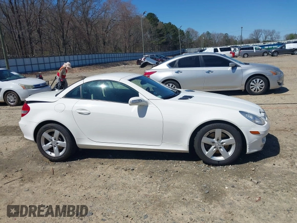 2006 Mercedes-Benz SLK 280 z VIN WDBWK54F66F129347, wystawiony jako IAAI lot #41817799 z przebiegiem 162 658 mil mil oraz . Historia ofert i sprzedaży dostępna na DreamBid. Obrazek 13.
