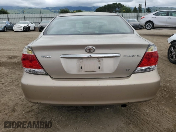 2005 Toyota Camry LE with VIN 4T1BF30K65U082774, listed as a Copart auction lot 52586035 with 119,968 mi miles and Clean Title. Bid and sale history available at DreamBid. Image 6.