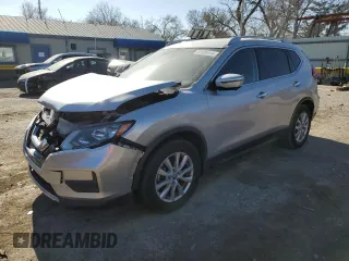 2017 Nissan Rogue SV with VIN JN8AT2MT8HW150186, listed as a Copart auction lot 82809414 with 77,784 mi miles and Salvage Title. Bid and sale history available at carsss.com. Image 1.