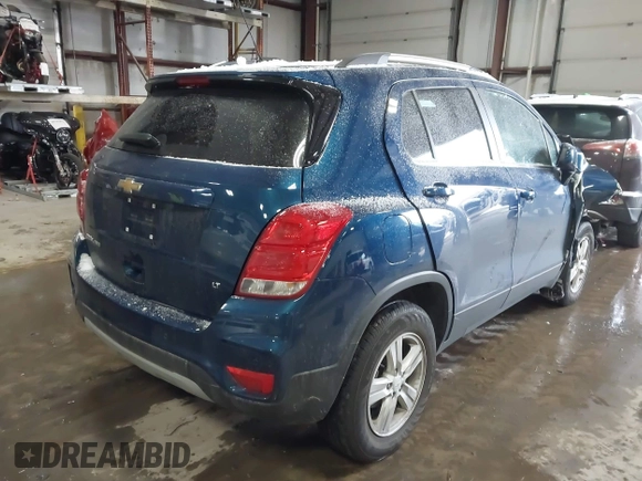 2020 Chevrolet Trax LT with VIN KL7CJPSB9LB330369, listed as a IAAI auction lot 41284251 with 26,848 mi miles. Bid and sale history available at carsss.com. Image 4.