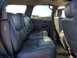2004 Chevrolet Tahoe LT with VIN 1GNEK13T64J192494, listed as a Copart auction lot 46248415 with 261,039 mi miles and Salvage Title. Bid and sale history available at carsss.com. Image 11.