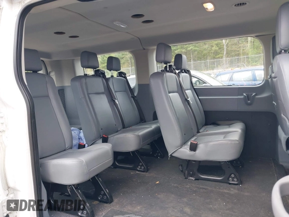 2018 Ford Transit Passenger XL с VIN 1FMZK1ZM9JKA83149, выставлен на аукционе IAAI как лот 42176852 с пробегом 40 042 миль миль и . История ставок и продаж доступна на DreamBid. Изображение 8.
