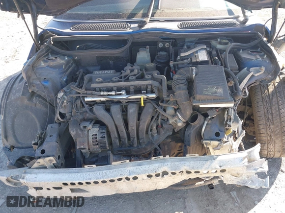 2004 MINI Hardtop with VIN WMWRC33444TC55222, listed as a IAAI auction lot 41854056 with 145,811 mi miles and . Bid and sale history available at DreamBid. Image 10.