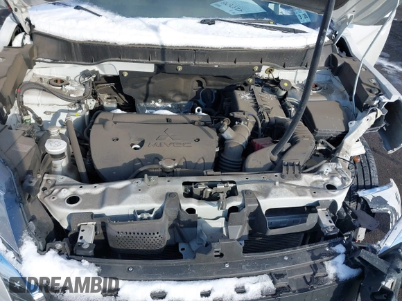 2021 Mitsubishi Outlander ES z VIN JA4APUAU0MU003918, wystawiony jako IAAI lot #41376793 z przebiegiem 30 940 mil mil oraz . Historia ofert i sprzedaży dostępna na DreamBid. Obrazek 10.