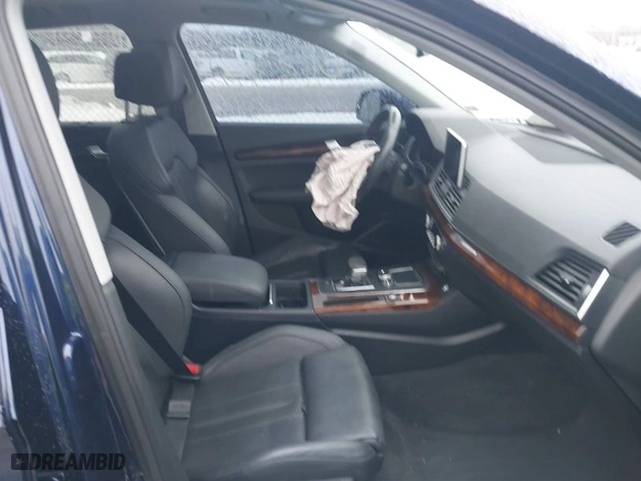 2018 Audi Q5 Premium Plus with VIN WA1BNAFY6J2023831, listed as a IAAI auction lot 41330998 with 86,287 mi miles. Bid and sale history available at carsss.com. Image 5.