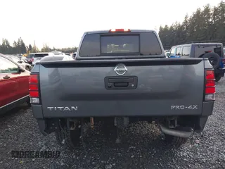 2014 Nissan Titan S with VIN 1N6AA0EC4EN500528, listed as a IAAI auction lot 41323510 with 31,164 mi miles and . Bid and sale history available at DreamBid. Image 17.