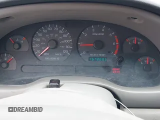 2000 Ford Mustang z VIN 1FAFP4049YF225998, wystawiony jako IAAI lot #42130804 z przebiegiem 167 288 mil mil oraz . Historia ofert i sprzedaży dostępna na DreamBid. Obrazek 7.