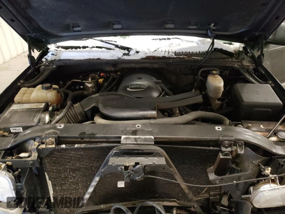 2004 GMC Yukon SLE with VIN 1GKEK13Z44J123899, listed as a Copart auction lot 86372974 with 201,093 mi miles and Salvage Title. Bid and sale history available at carsss.com. Image 12.