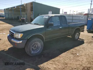 2000 Toyota Tacoma PreRunner with VIN 4TASM92N1YZ680858, listed as a Copart auction lot 47005745 with 333,428 mi miles and Salvage title. Bid and sale history available at DreamBid. Image 1.