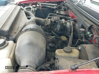 2001 Ford F-150 XL с VIN 1FTZF18231NA60201, выставлен на аукционе IAAI как лот 43135230 с пробегом Не указан миль и . История ставок и продаж доступна на DreamBid. Изображение 12.