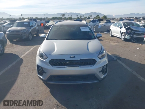 2020 Kia Niro LX with VIN KNDCB3LC3L5369229, listed as a IAAI auction lot 40950627 with 147,812 mi miles. Bid and sale history available at carsss.com. Image 12.