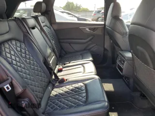 2020 Audi SQ7 z VIN WA1AWAF76LD012223, wystawiony jako Copart lot #64345884 z przebiegiem 76 961 mil mil oraz Szkoda całkowita • Salvage title. Historia ofert i sprzedaży dostępna na DreamBid. Obrazek 11.